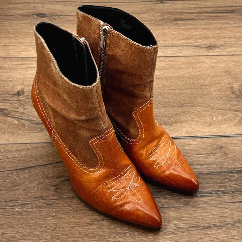 Donald Pliner Velle Women's Size 11 Brown Leather & Suede Western Ankle Booties - Picture 1 of 9